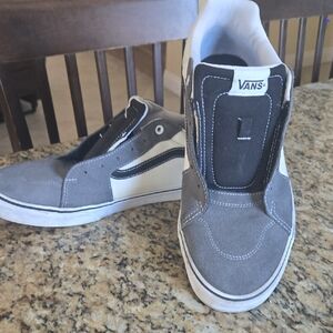 Vans Filmore Retro Sport Pewterwhtblk Gray and Black Sneakers Suede